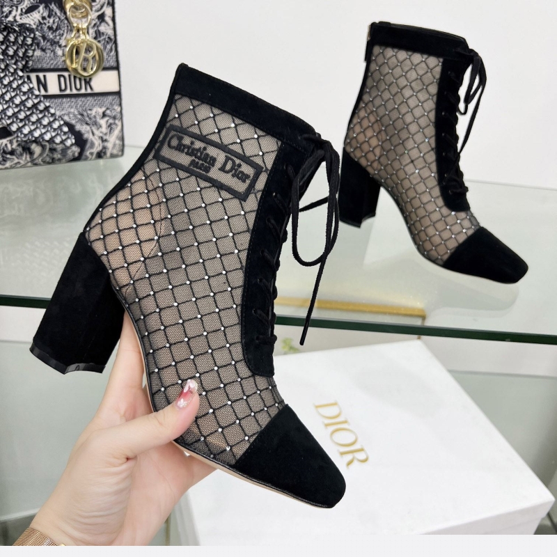 ch**an D*or boots